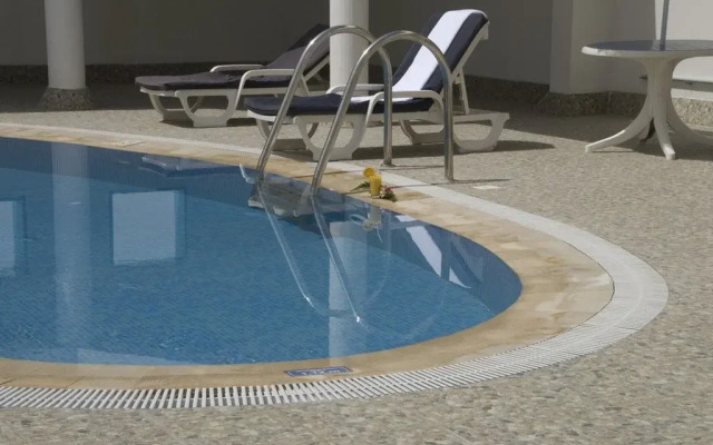Avari Hotel Apartments
