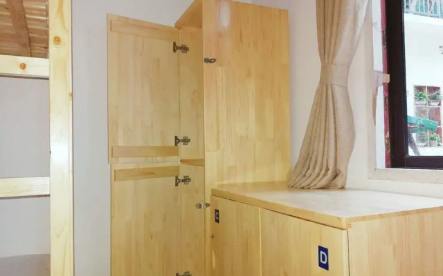 Qiandaohu Blue Mountain Youth Hostel