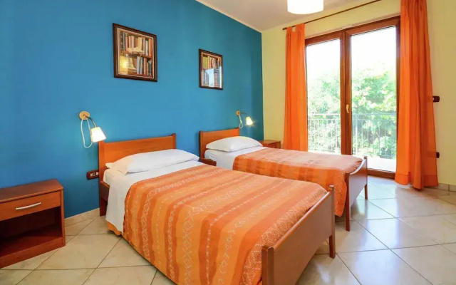 Comfortable Holiday Home in Torrecuso Italy With Pool