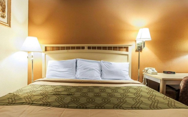 Econo Lodge Chattanooga Northeast - Ooltewah