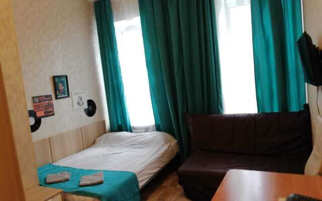 Vyriy Aparthotel on Goncharnaya 11A