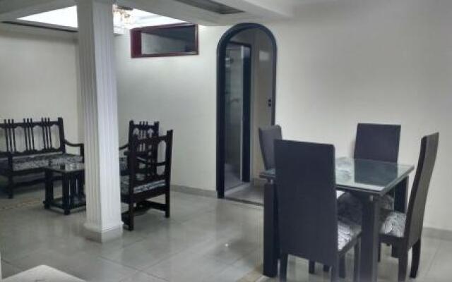 Shofar Apartahotel