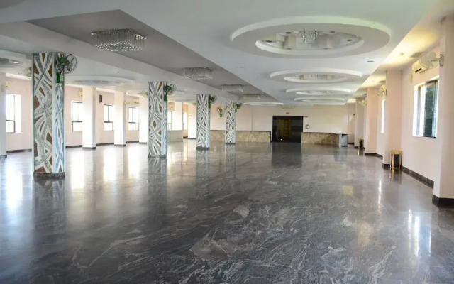 Hotel Orient Palace