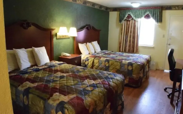 Delux Inn