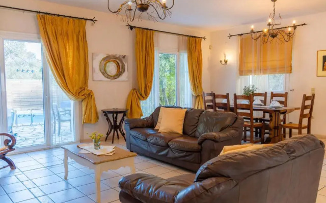 Villa Xanthe by MediterraneanVillas