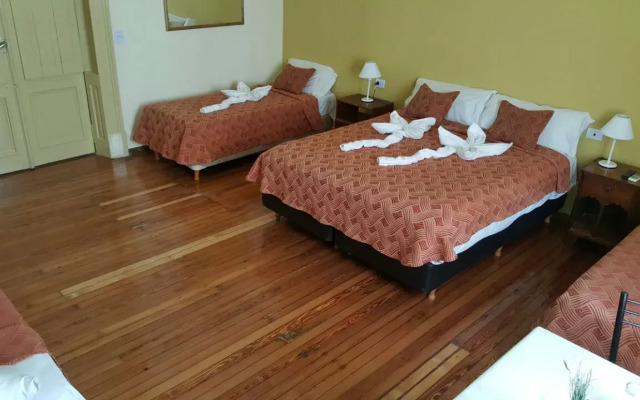 Hotel Reina