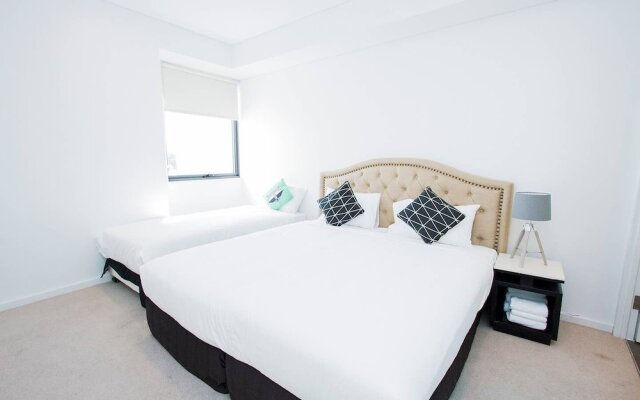 E10 Darling Harbour 2 BDR APT