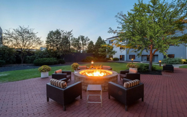 Courtyard by Marriott Columbus Airport