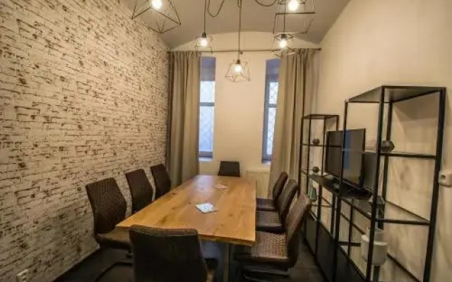 Brooklyn Sauna Apt by Ruterra