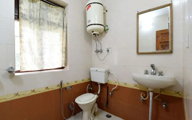 OYO Home 15642 Luxurious 2BHK