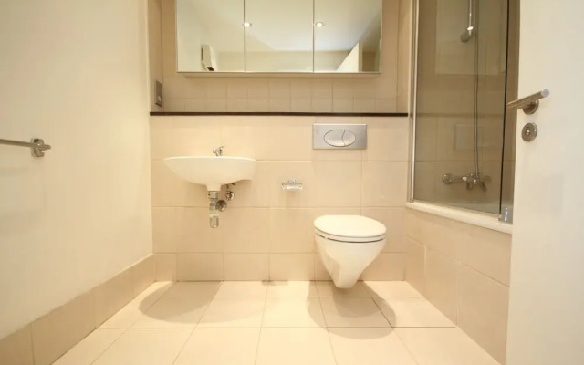 Grand Canal Quay - 3 BR Apartment