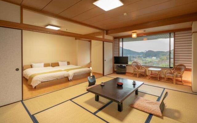 Yamamura Annex