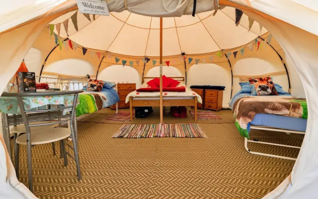 Bell Tent Near North Devon Beaches, No Deposit
