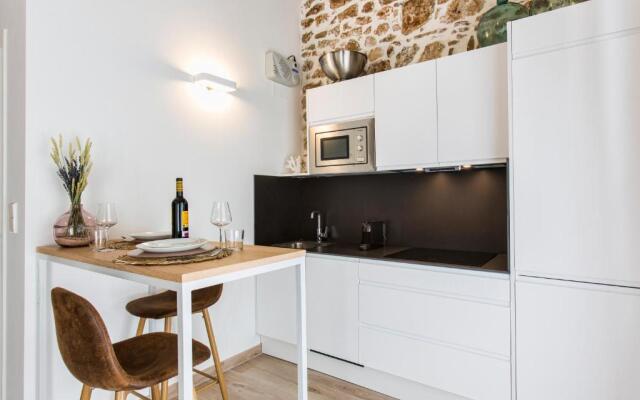 Original Mediterranean 152