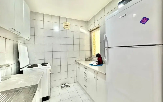 Two Bedroom Apt near Slovenska Beach