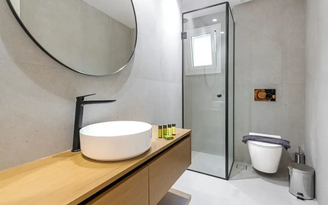 Phaedrus Living Luxury Flat Panormou