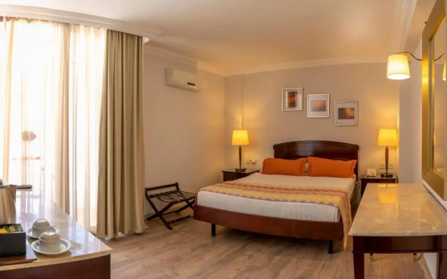 Akdora Resort Hotel & Spa