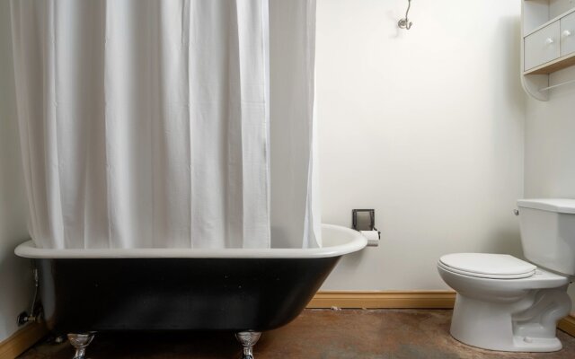 Sterling Suites - Gastown