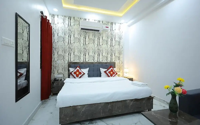 Hotel Rajani Bareilly AC Room