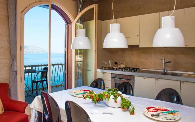 Agatha House Taormina-with Private Beach