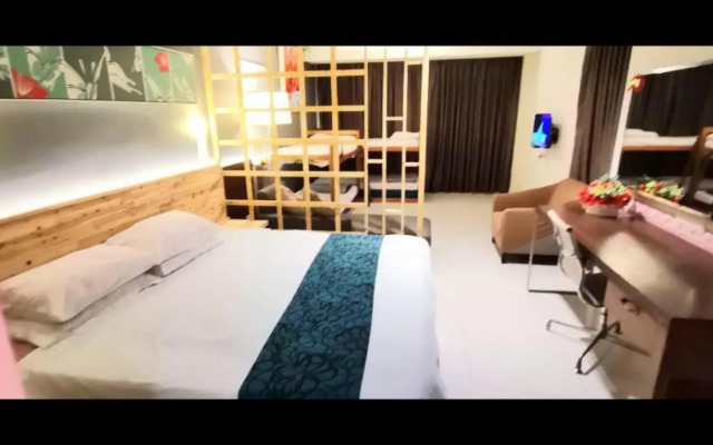 LCP B1 Romamtic Love wifi homestay Genting Highland