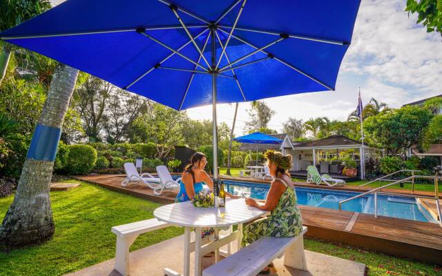 The Black Pearl Beach Side Apartments