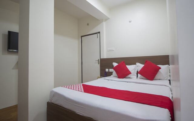 OYO 22743 Rising Inn