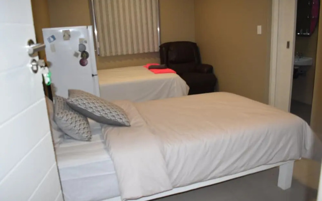 Fairdeal Guest House