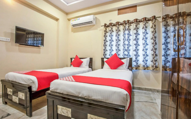 OYO 13550 Hotel Pushpa Grand