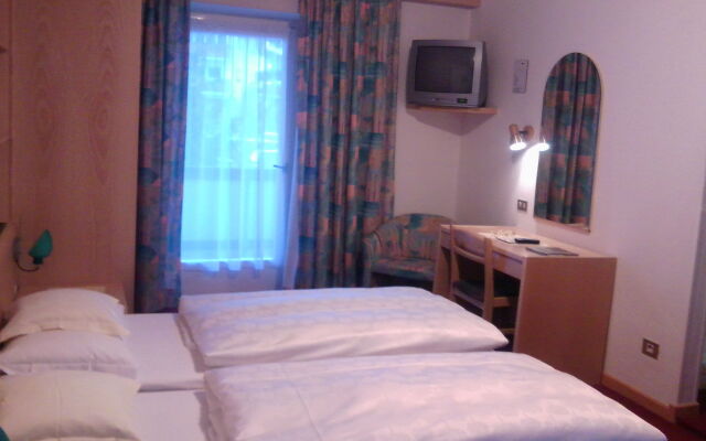 Hotel Rodes