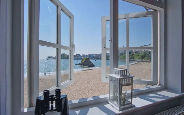 The Sand Castle - 2 Bedroom Apartment - Tenby