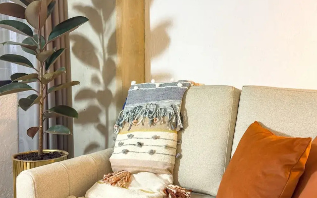 B 48 Living by B Rent