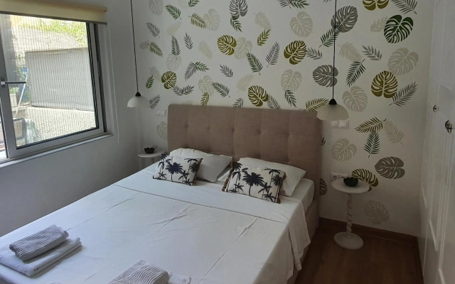 Family & Friends 4-Bedroom beach break!