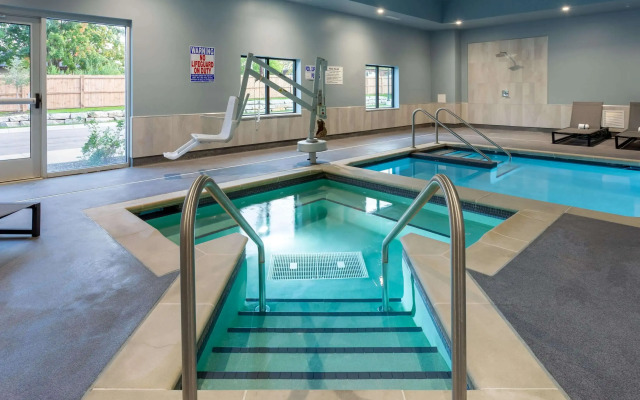 Baymont Inn & Suites by Wyndham Madison