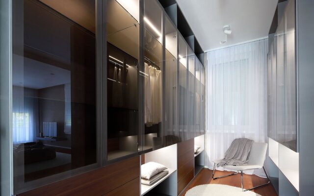 Premium Penthouse with Swimming Pool