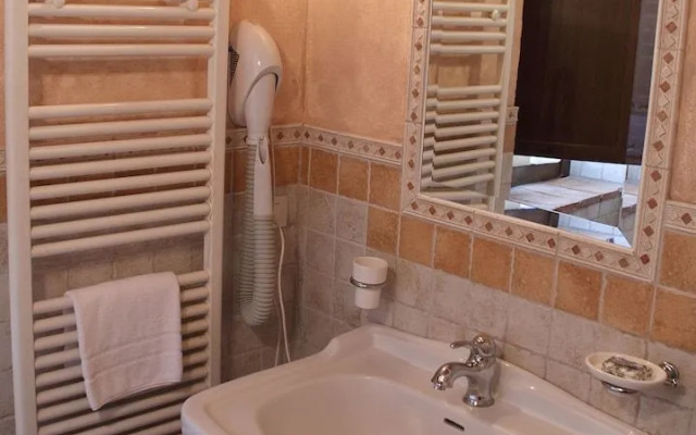 La Tana del Bianconiglio