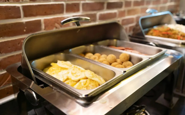 Nostalgia Hotel Beijing Temple Of The Earth China International Exhibition Center