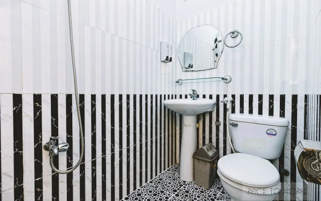 The Art - Nice To Home Saigon - Hostel