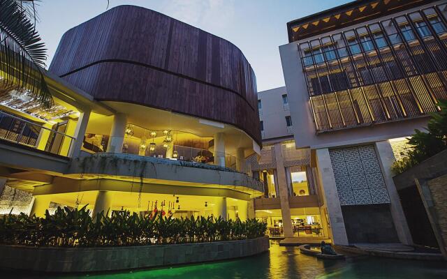 Bali Paragon Resort Hotel