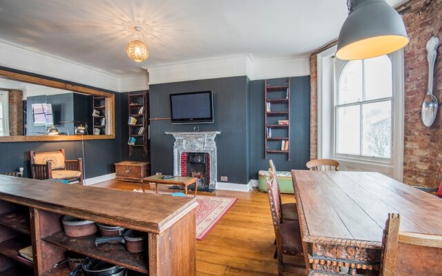 4 Bedroom Georgian Penthouse in Kemptown