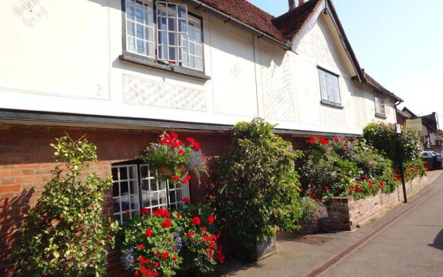 Chimneys Guest House