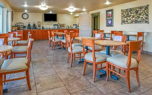 Clarion Pointe Wenatchee