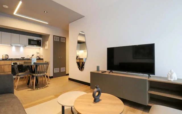 w Fabulous 2BR w Impressive Deco in San Isidro