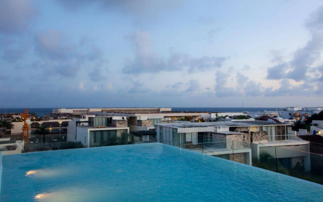 Suites Quinto Sol - Near Mamitas Beach Club