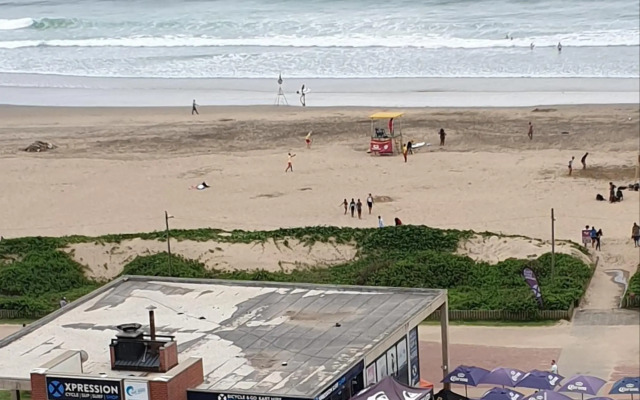 904 Tenbury Beach Apartment