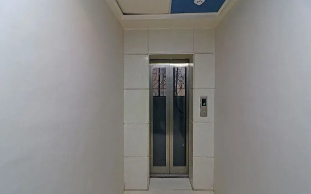 Oyo Flagship 29055 Megha Inn Charbagh