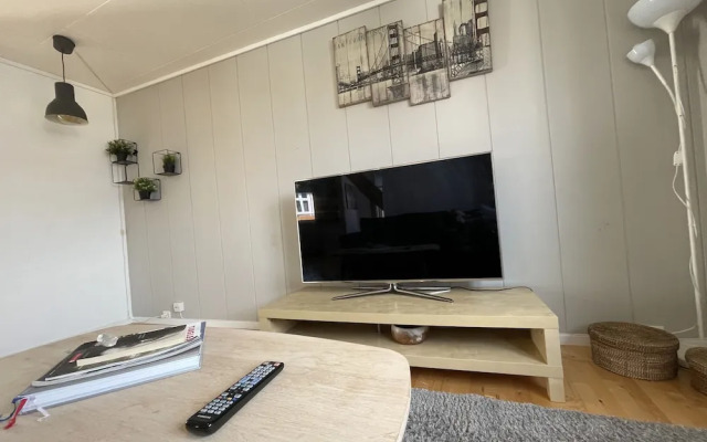 Stavanger BnB 10 Nicolas Parking & Generous Terrace