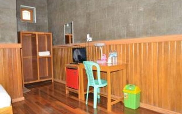 Mrauk U Palace Hotel