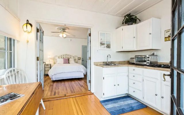 Old Yacht Club Inn Vacation Rentals