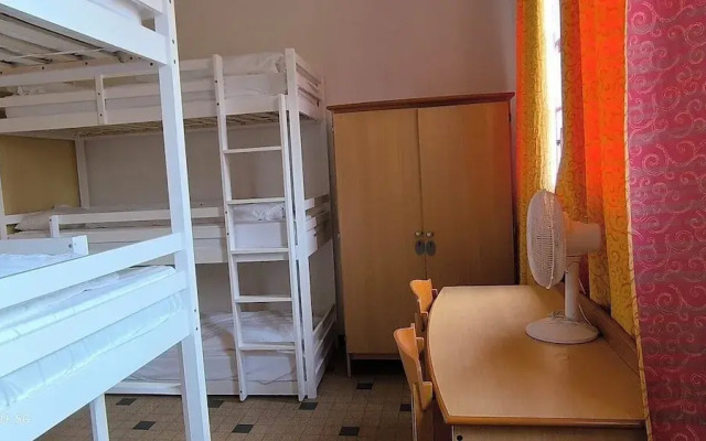 Hostel Santa Maria